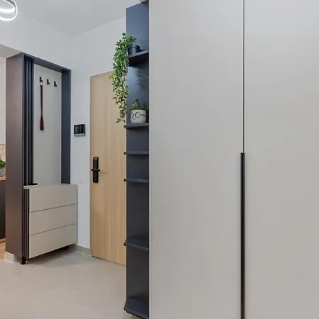 Ela Cotroceni Apartment - Free Private Parking Bucharest Exterior photo